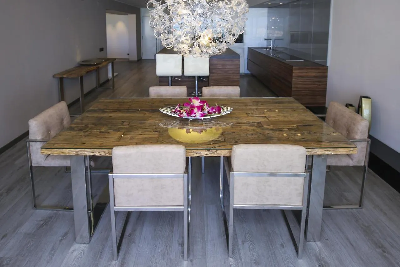 Glam Only Families Planet Costa Dorada Apartamento Salou 0*,